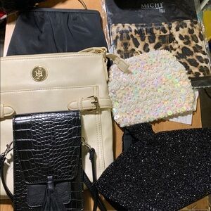 Low Starts $5-$10 Designers Purses & Shoes Auction 8am tomorrow morning 4/15/26